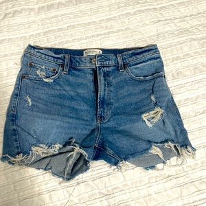 Abercrombie and Fitch High rise Shorts